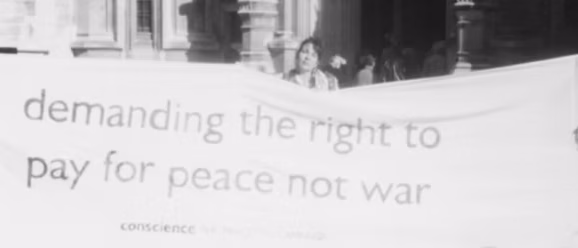 6a01f4_180670e19193464e9bdf64def6733473mv2-1